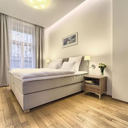 Krizovnicka Apartment Prag Exteriör bild